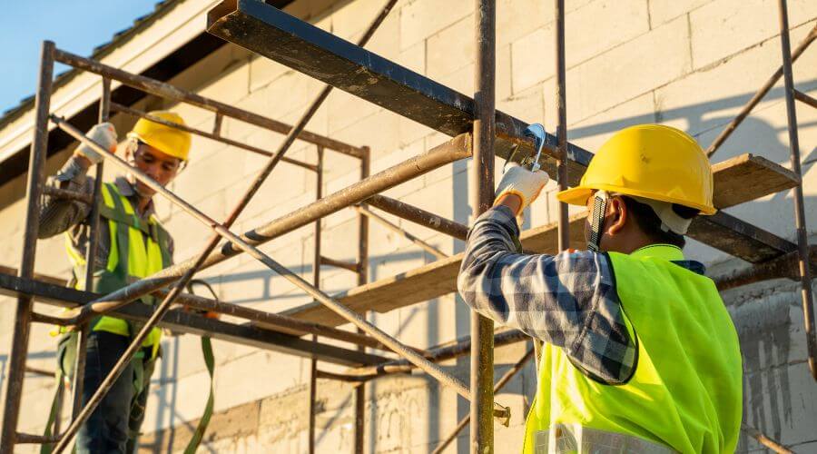 Professional fairlawn roofing services in Topmost, KY